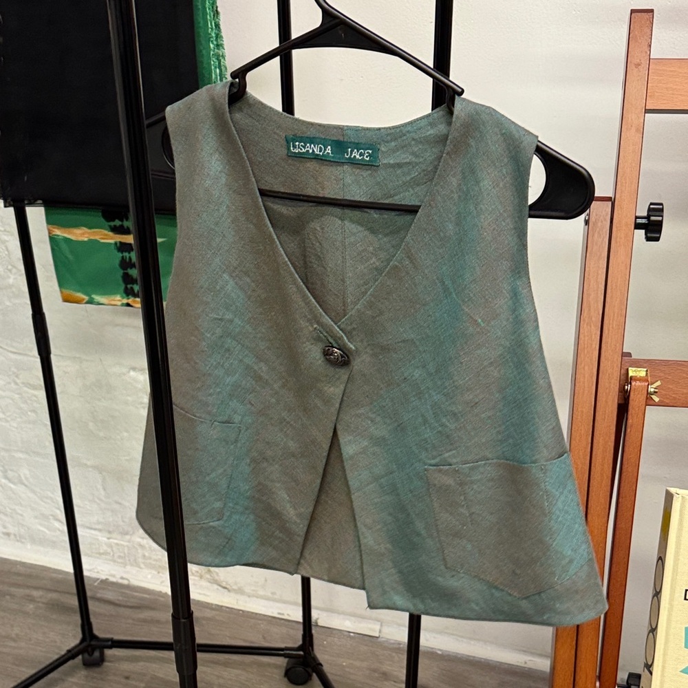 Chic Green Vest with Button Closure